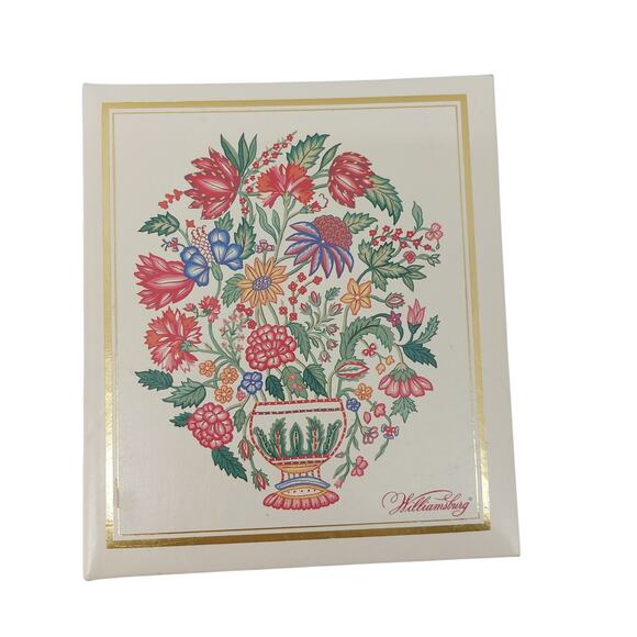 Vintage C.R. Williamsburg Address & Phone Book Floral 6 Ring - Picture 1 of 16